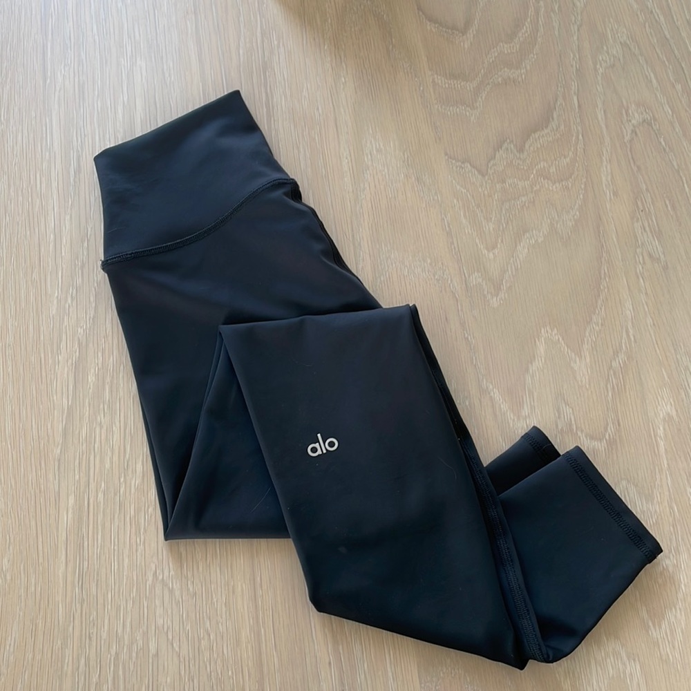 Alo Highrise Airlift Legging-Medium